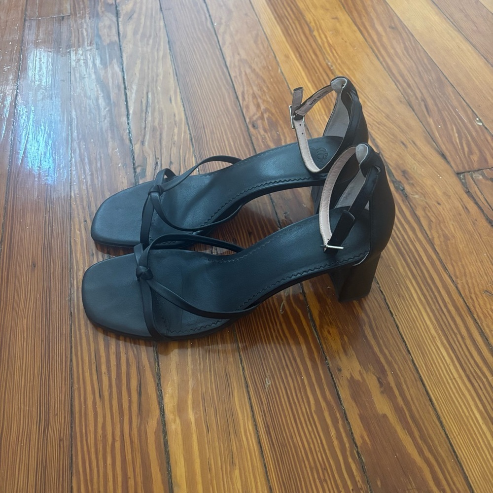 J. Crew Black Strappy Leather Sandals 7.5